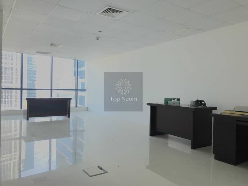 2 Fitted Out Office in High Floor - Close to Metro