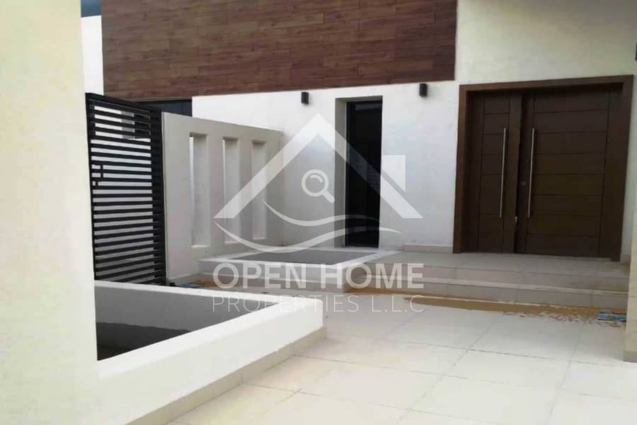 9 Stunning 4BR Villa + Prestigious Location @ West Yas