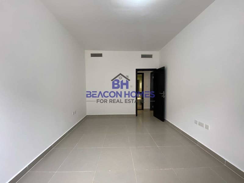 12 Great Asset | 3BHK Ready To Move In |Peak Area