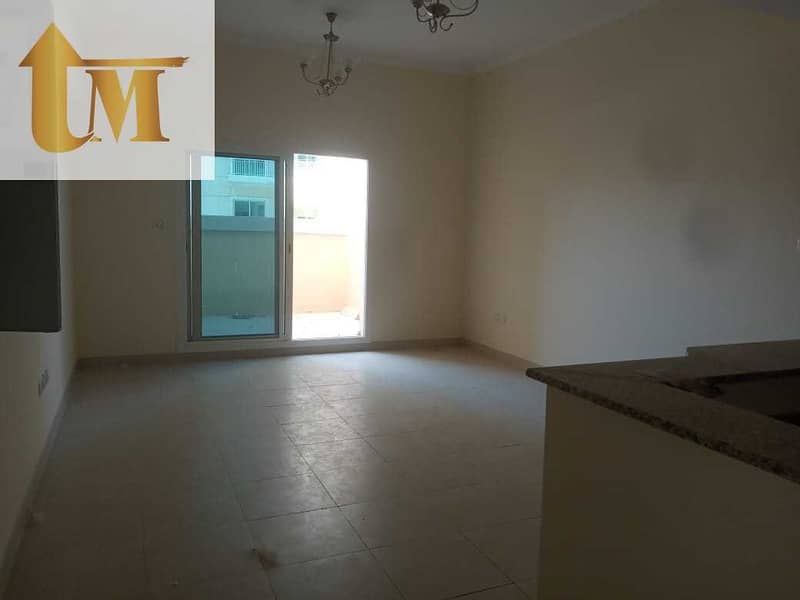 3 Opposite Mosque !!! VACANT Large 1 Bedroom Balcony Store Laundry Parking Queue Point Liwan.