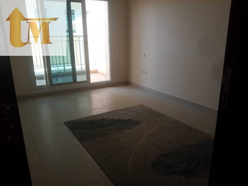 12 Opposite Mosque !!! VACANT Large 1 Bedroom Balcony Store Laundry Parking Queue Point Liwan.