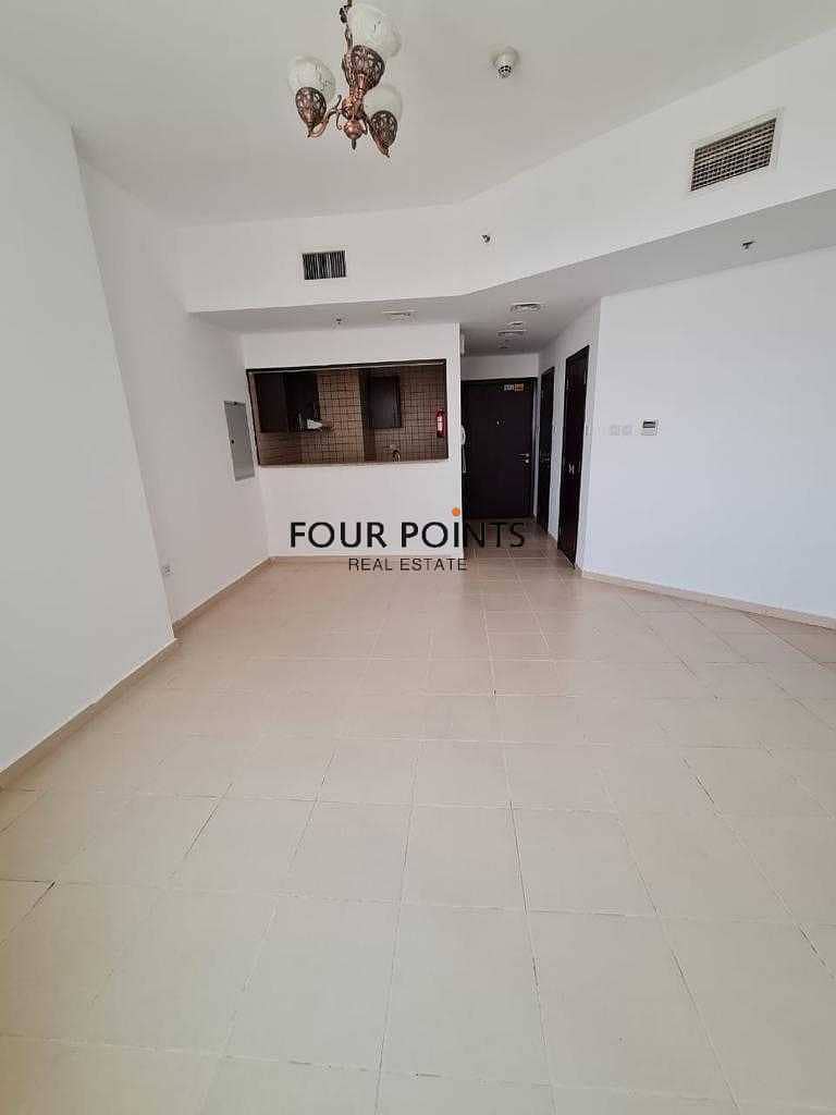 Well Maintained 1BHK in Liwan Queue Point