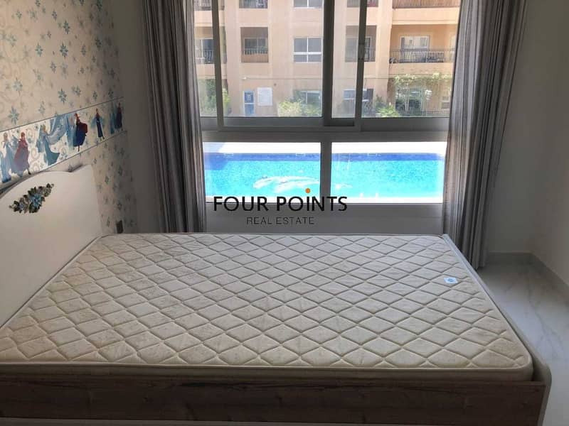 12 Fully Upgraded 2 Bedrooms with  Pool View