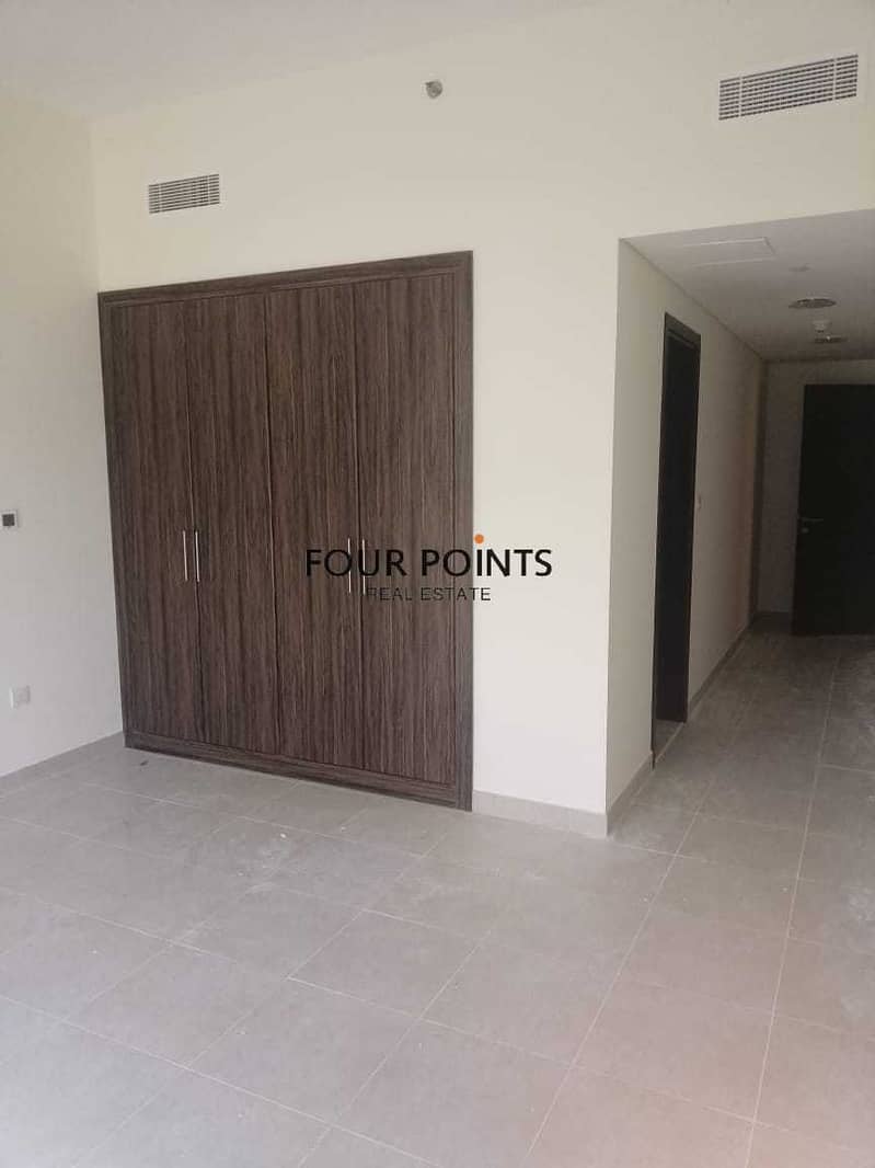 11 Well  maintained and Cozy 2 BHK  in Mazaya