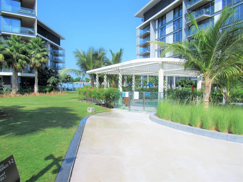 2 Amazing 3 BR+ Maid | Sea View | Tenanted