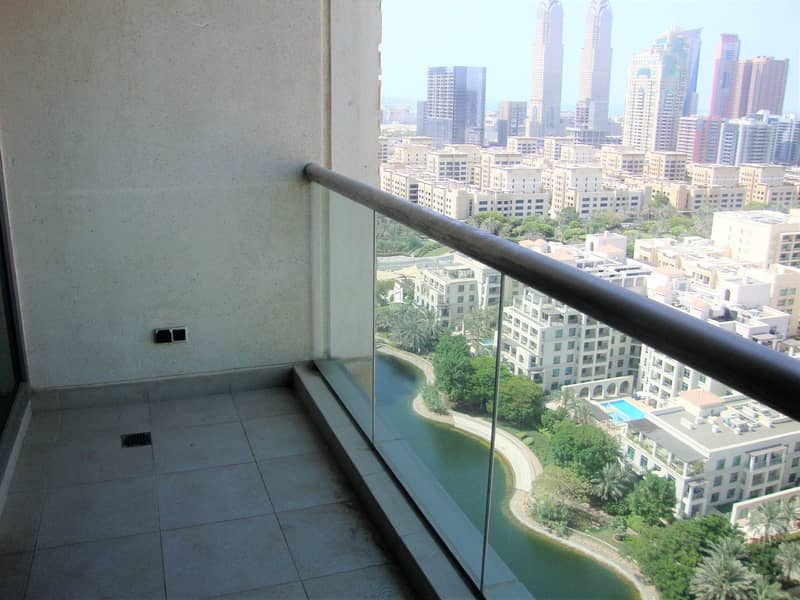 Full Golf and Lake View | Upgraded | Well maintained Full Golf and Lake View | Upgraded | Well maintained