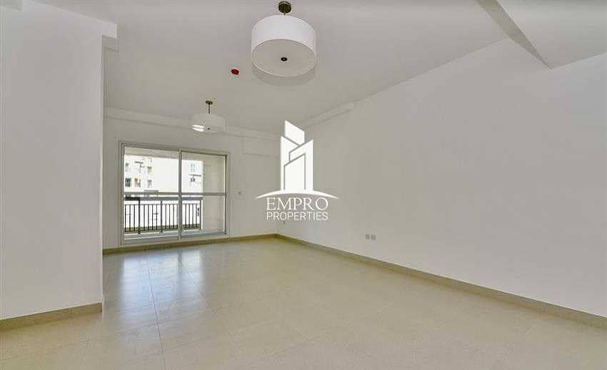4 Rare offer! Spacious One Bedroom with Study Area