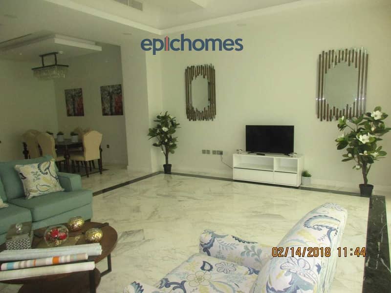 16 Beautiful 4BHK Townhouse | Park view | Nearby Mall |