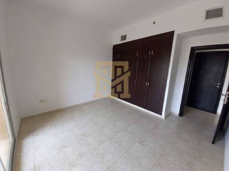 10 Close to Circle Mall| Unfurnished| Pool View| Ready to Move