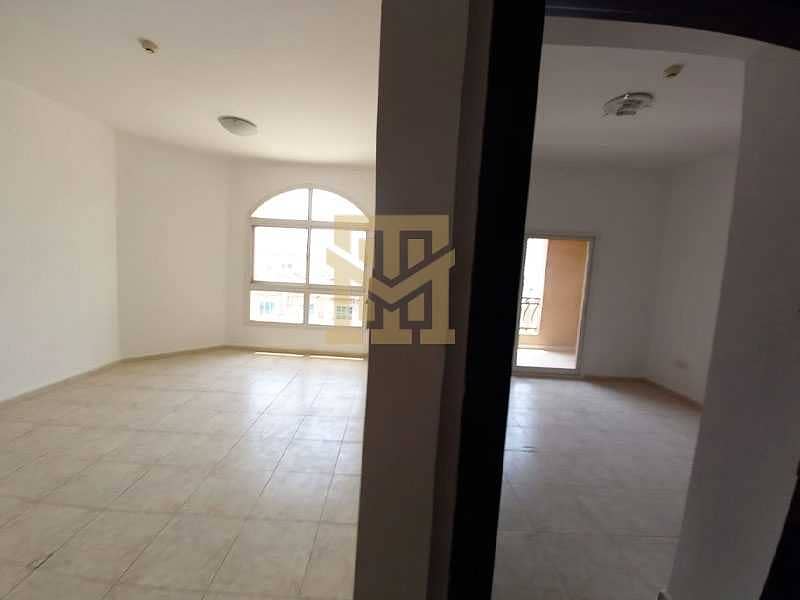 11 Close to Circle Mall| Unfurnished| Pool View| Ready to Move