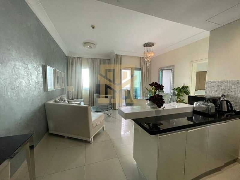 8 High Floor| Luxury Living| Vacant| Fully Furnished  1 Bed Apt.