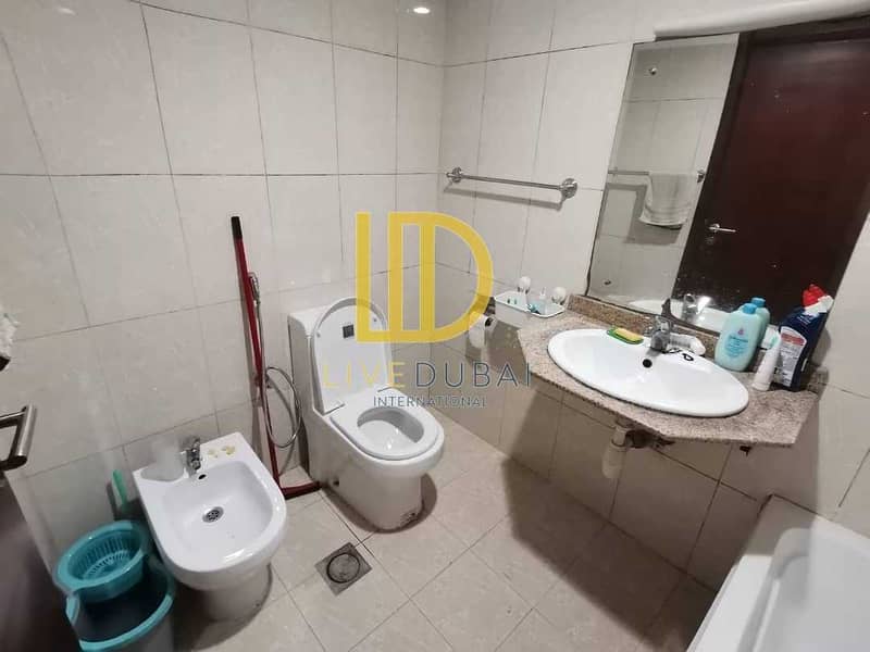 6 AJ-BEST PRICE REDUCED-1 BEDROOM WITH BALCONY -1.5 WASHROOM  & 1 PARKING SPACE IS ALLOCATED-VOT.