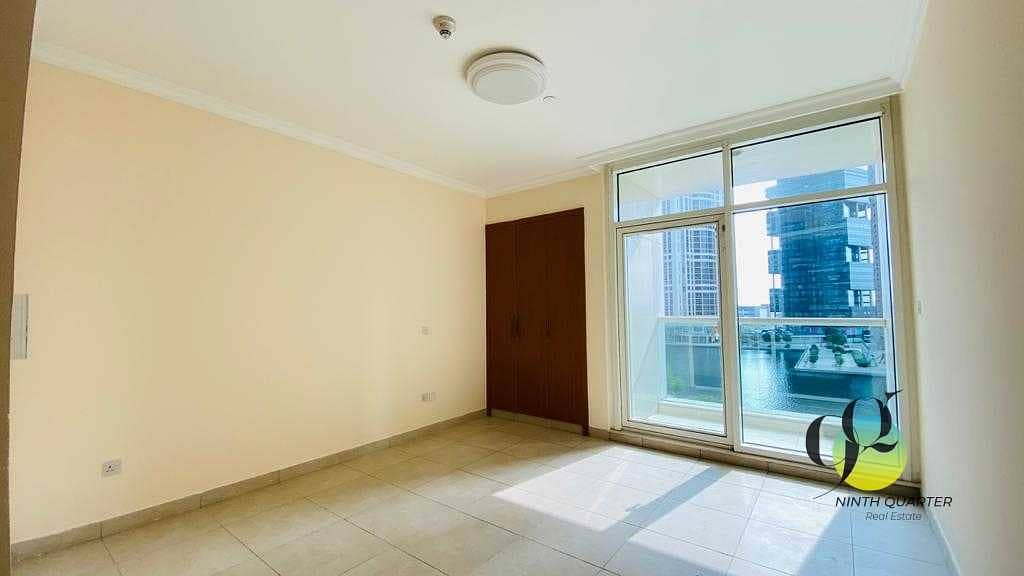 12 Spacious 2 BR Aptt on HIgh Floor with Lake View