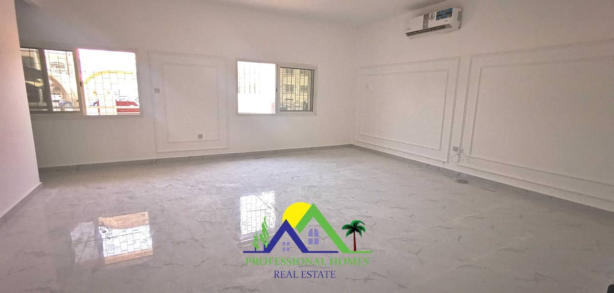 6 Spacious Large 3 BR Apartment at Ground Floor
