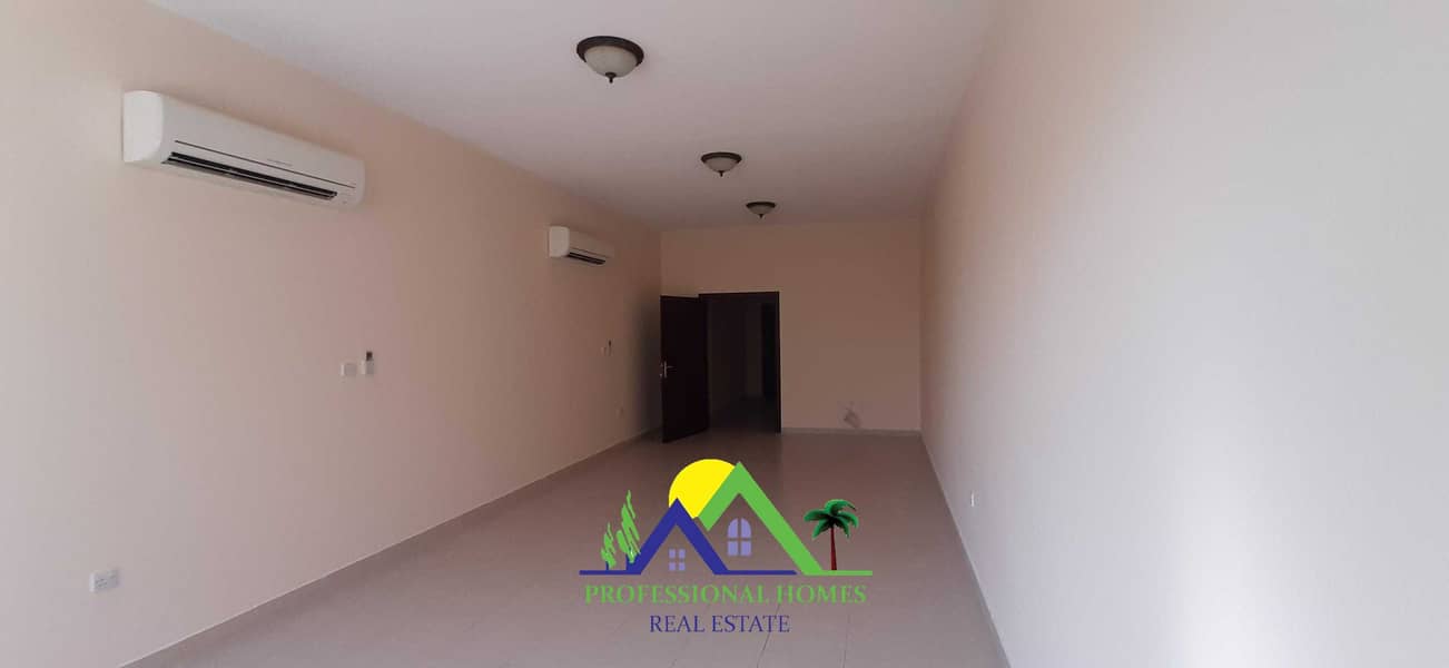 21 Specious 1st floor 3 Bedrooms with Majlis flat