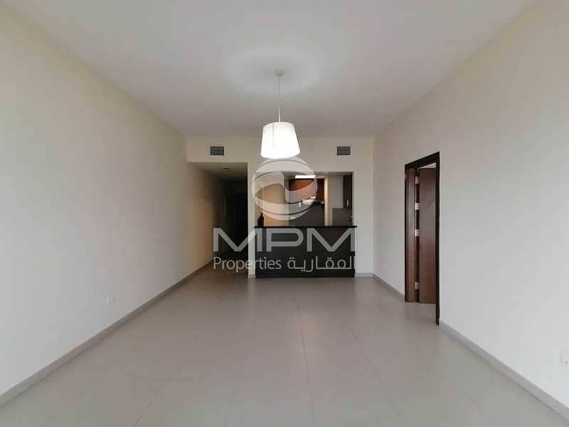 15 Spacious & Bright with shared Gym and Pool | Parking