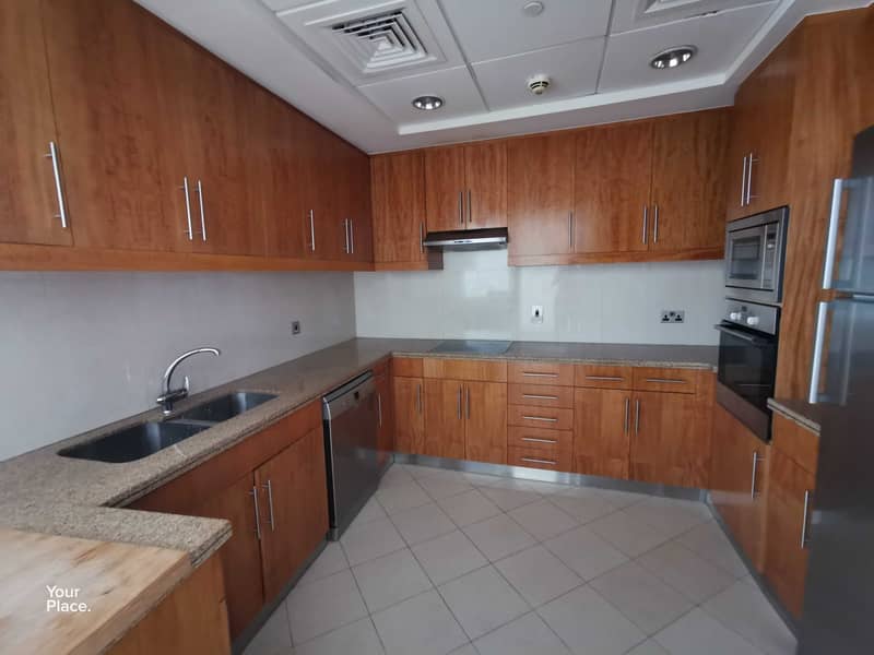 9 Spacious apartment in one of the best quality buildings in Dubai Marina