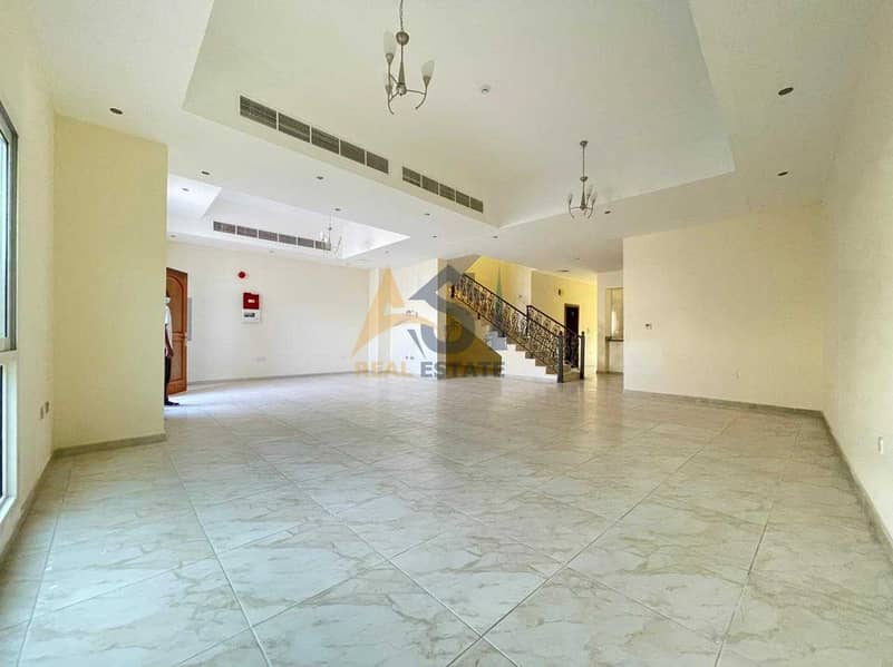 3 Luxury 4 Bed Villa| In Gated Community| Prime Location| 135k For Rent