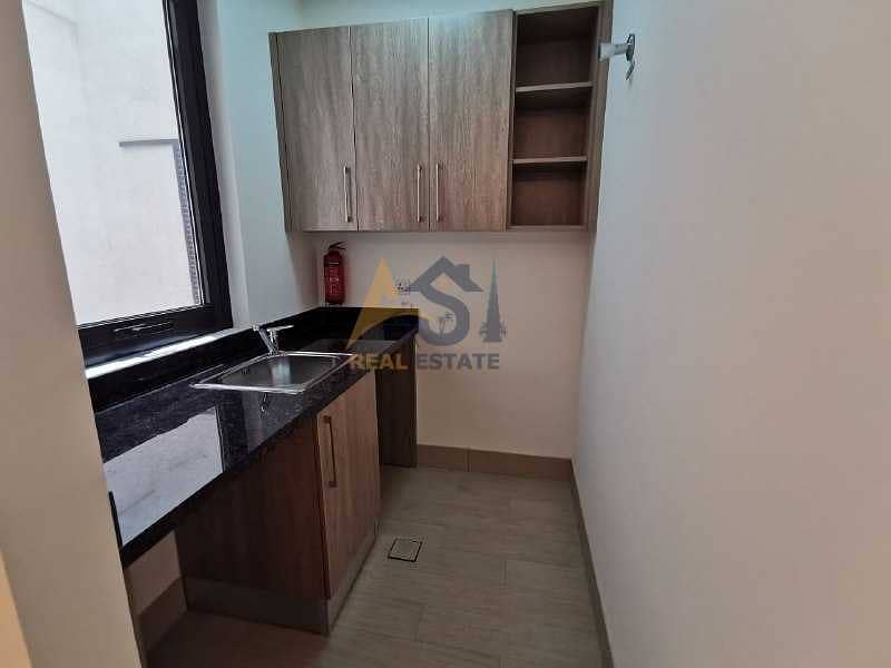29 Commercial 5 B/R+ Maids Room Villa| Elevator| 4 Parkings| For Rent