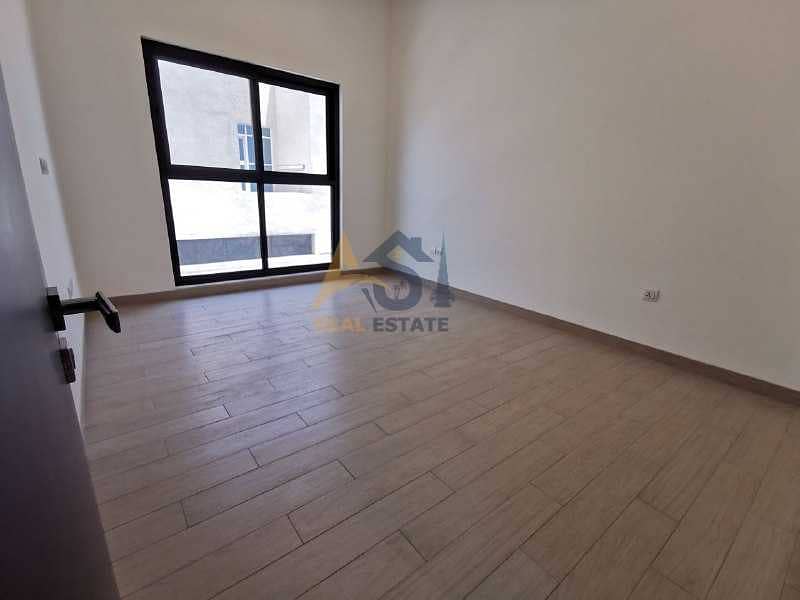 36 Commercial 5 B/R+ Maids Room Villa| Elevator| 4 Parkings| For Rent