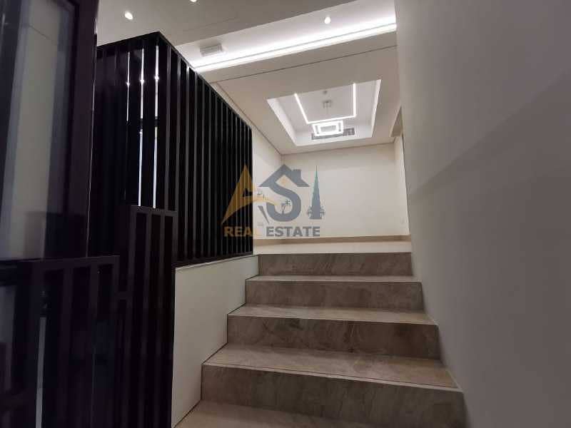 40 Commercial 5 B/R+ Maids Room Villa| Elevator| 4 Parkings| For Rent