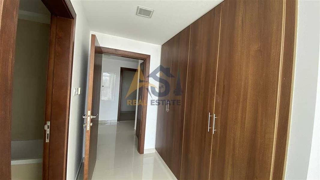 7 Elegant brand new 2BR with sea view.