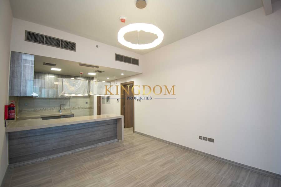 Luxury 1BR l Brand new l MBL (Water Front Residence) Luxury 1BR l Brand new l MBL (Water Front Residence)