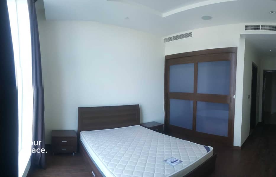 8 5 Star Hotel Facilities - Park And Sea View