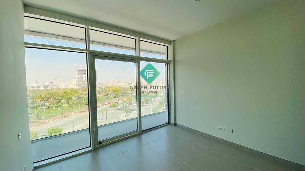 7 Heart of Dubai Opposite Jafliya Metro One Bed