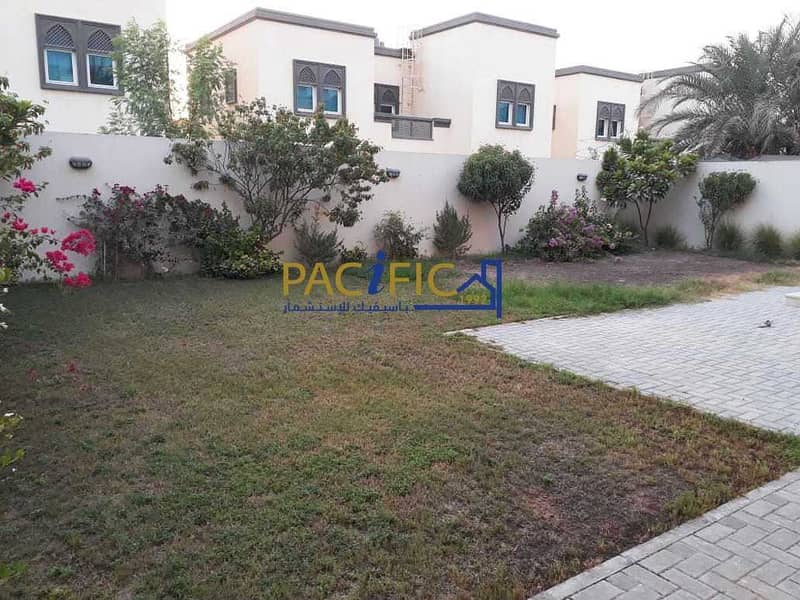 10 Large Plot | Legacy District 8 | Jumeirah Park