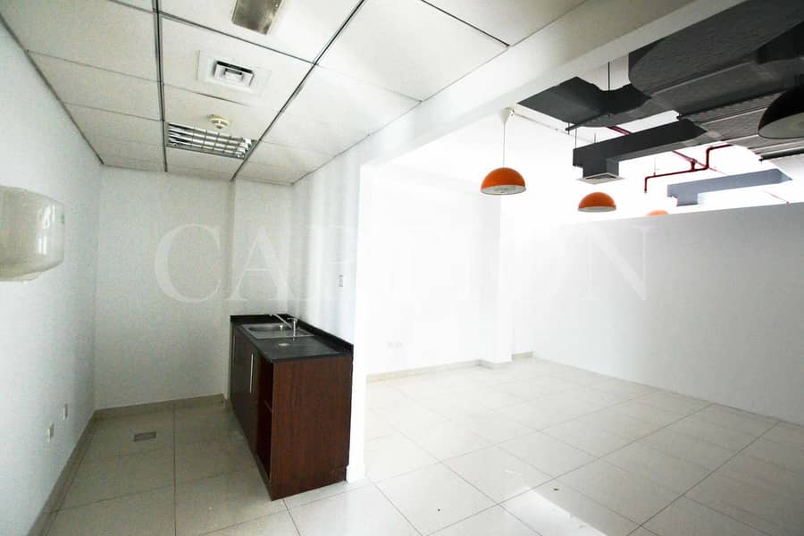 23 fitted office with cabin. LOW RISE BUILDING. LESS CROWDED. LOW RISK BUILDING