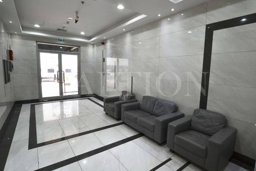 10 Spacious Studio. Well maintained family building