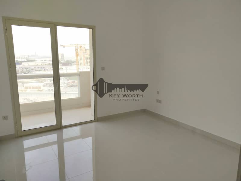 6 Bright Chiller Free 2 bedrooms at Waterfront Al Jadaf