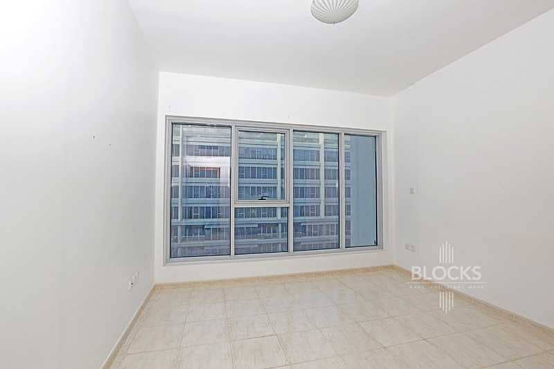 2 Vacant 1 Bedroom in Skycourts | Decent Price