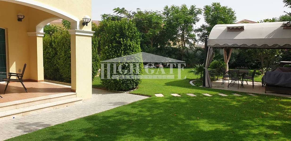 5 EXCLUSIVE ! Well Presented 3BR Legacy Villa Vacant on Transfer