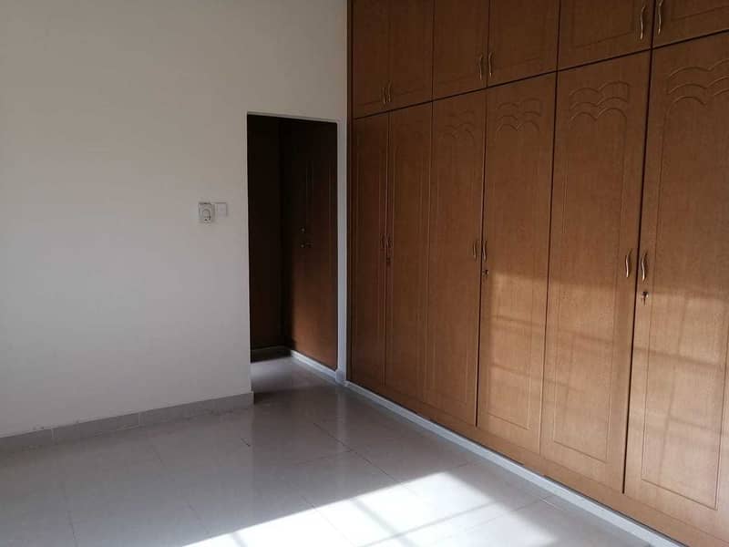 3 Exclusive 4 Bed Villa apartment in Barsha