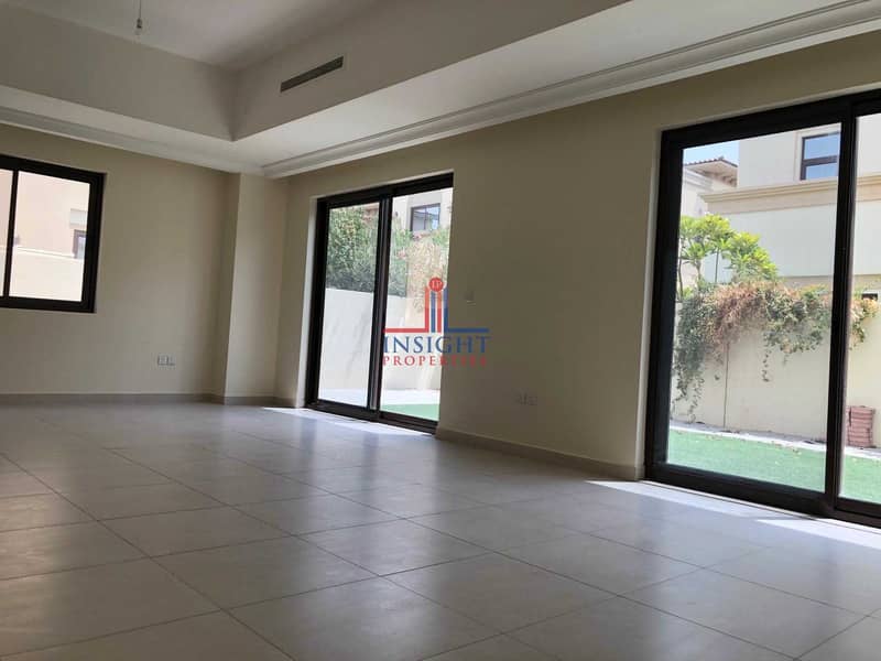 11 3 BR+ Maids | Landscaped Garden | Vacant