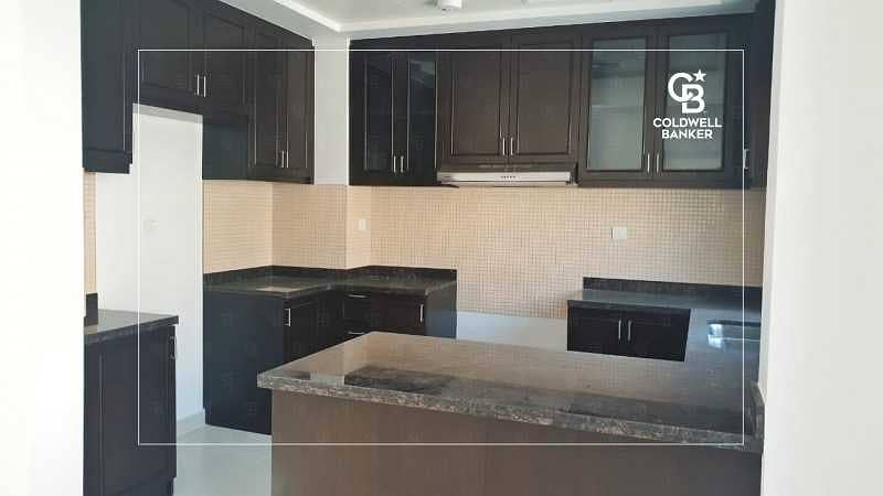 5 2 Bedroom Townhouse |Close to Pool & Park l Rented