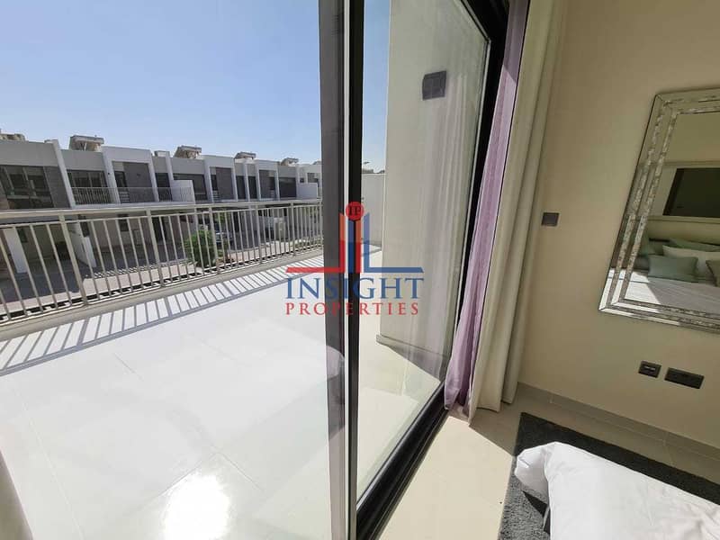 8 WELL MAINTAINED 3 BEDROOM + MAIDS TOWNHOUSE
