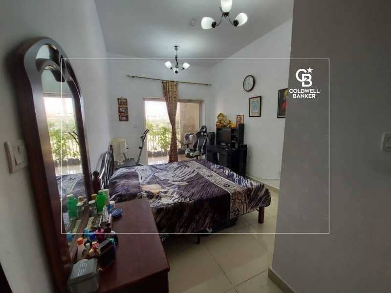 10 Best Deal|Spacious & Well maintained 1Bed for Sale