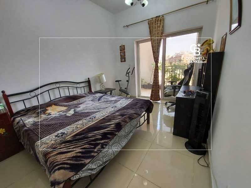11 Best Deal|Spacious & Well maintained 1Bed for Sale