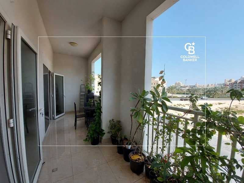 13 Best Deal|Spacious & Well maintained 1Bed for Sale