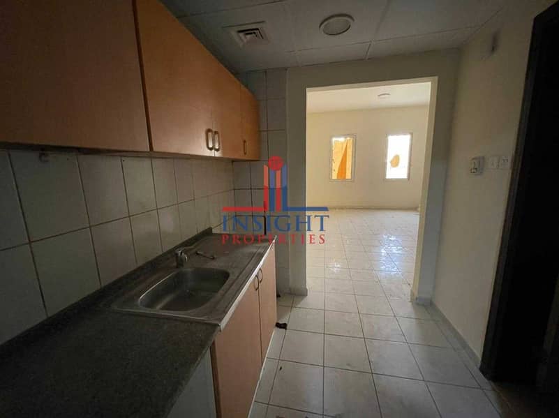 6 Studio | Italy cluster | Well maintained building