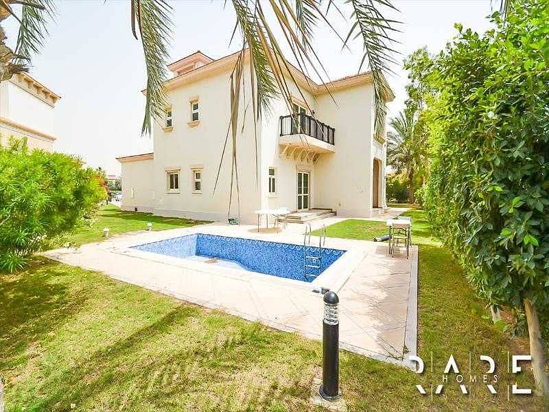 22 Huge 4 Bed Villa with private swimming pool | Grand Entrance
