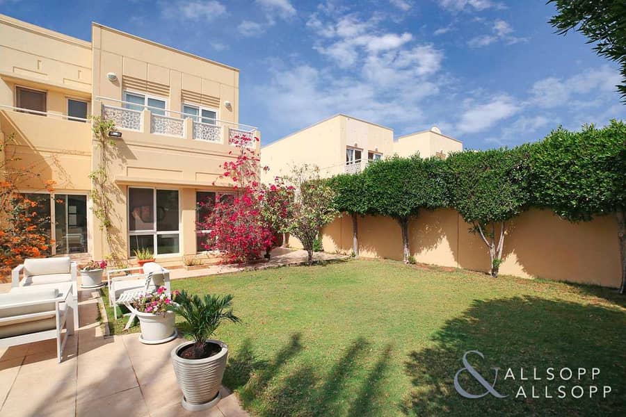 16 Upgraded | Type 7 | Private Pool | 5 Beds