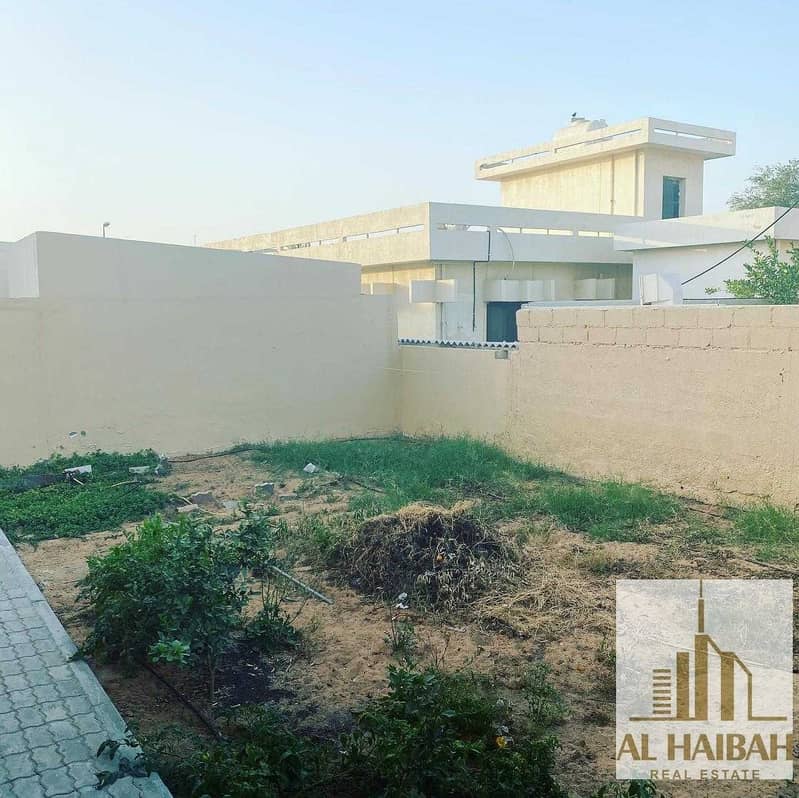 10 House for sale in Al Khuzama area