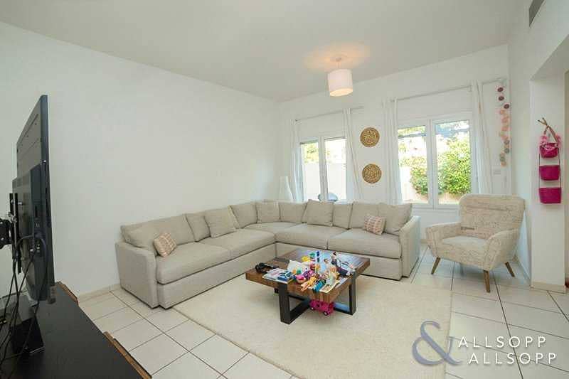 6 Exclusive | Renovated | C Middle | 3 Beds