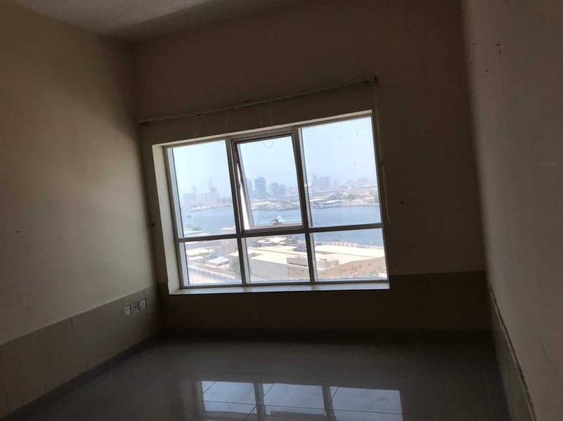 2bedrooms for sale in pearl tower full open city view empty