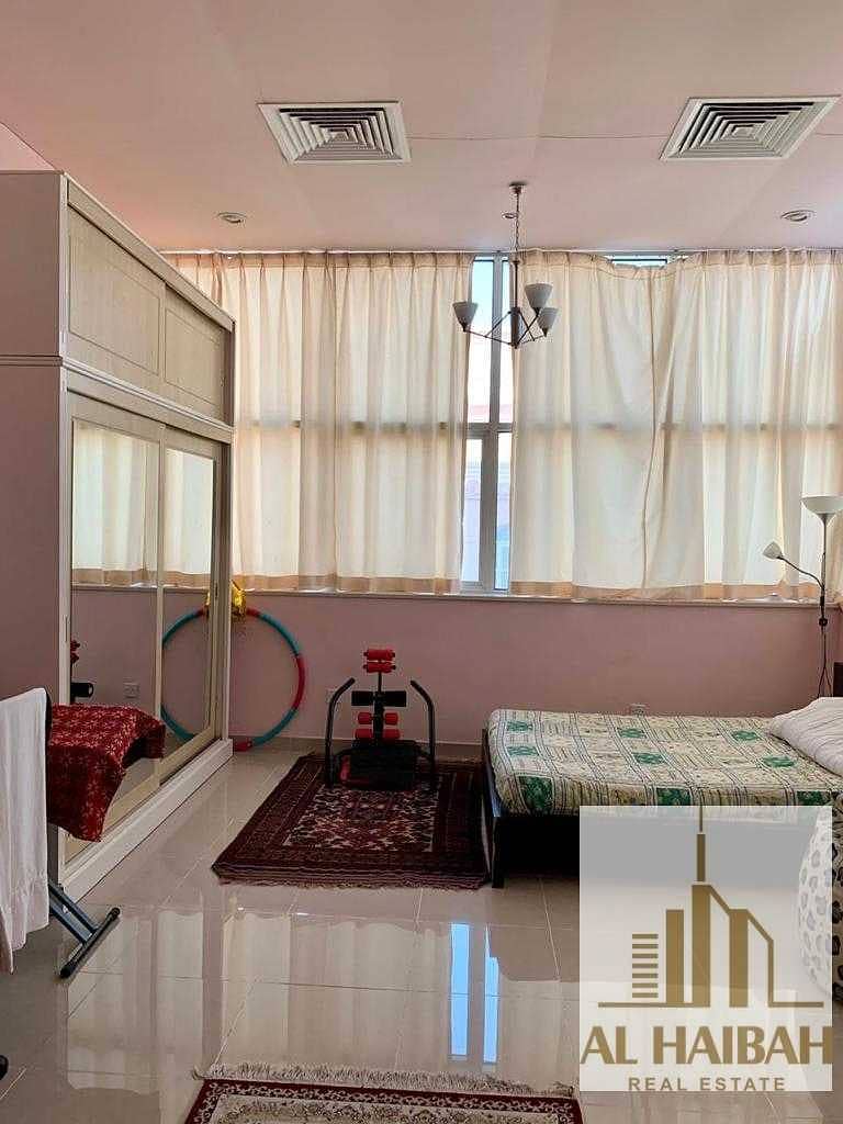 22 For sale a two-story villa in Sharjah