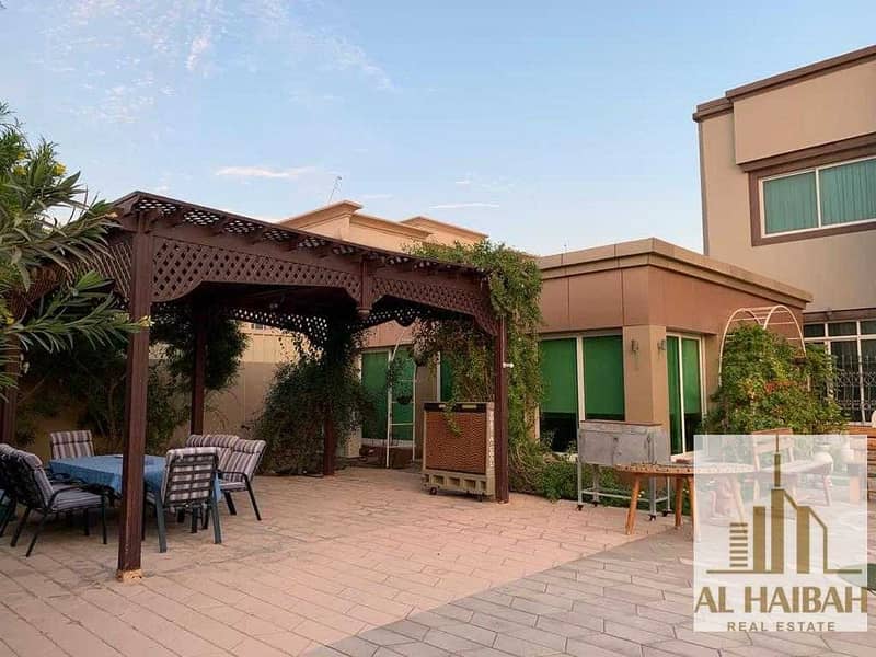 34 For sale a two-story villa in Sharjah